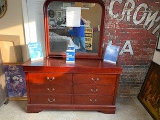 Cherry Louis Phillipe Bed Twin - Queen